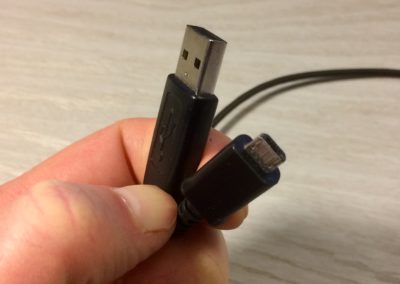 USB/Mini-USB cable.