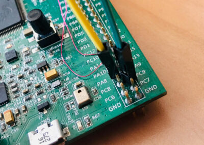 How to connect I2C signals of the bargraph to the MB997D
