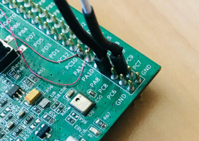 How to connect I2C signals of the screen to the MB997D